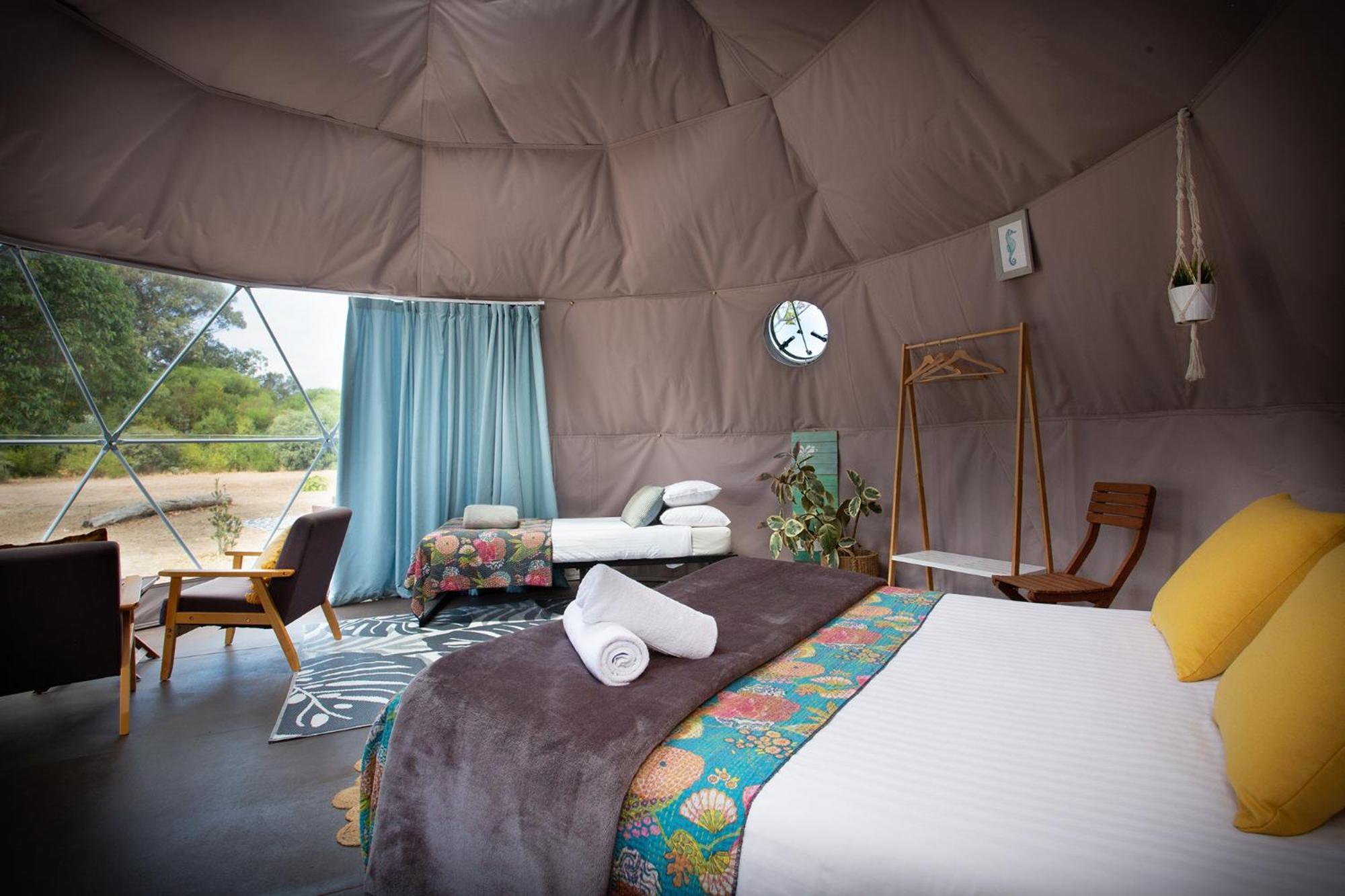 Boogaloo Camp Hotel Augusta Ngoại thất bức ảnh